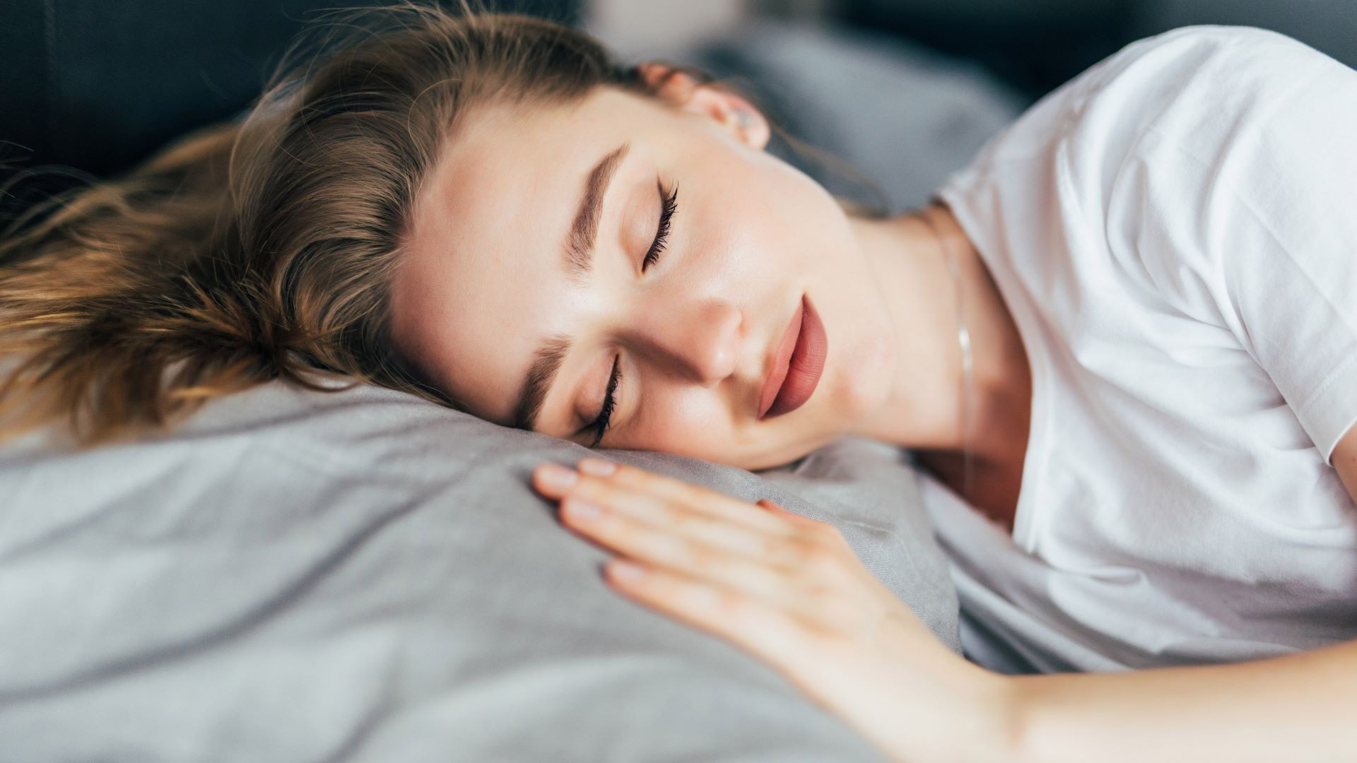 Спиете како мечка, волк, лав или делфин? Д-р Драган открива што е поважно - квалитетот на спиењето или неговата должина