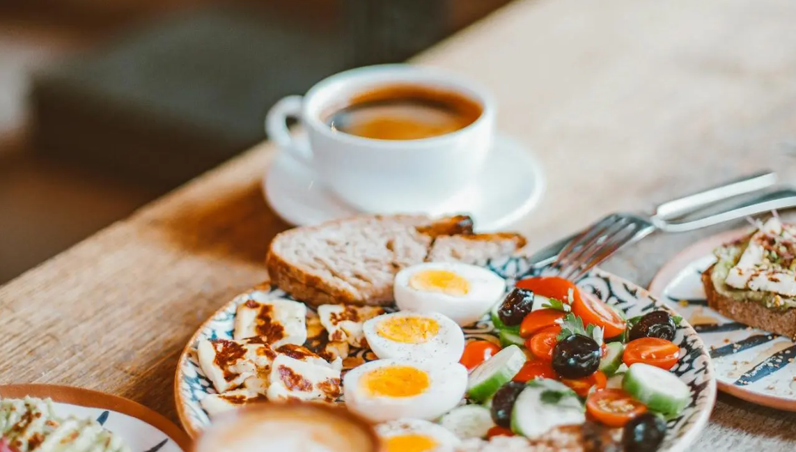 Нема подобар појадок од овој: Се подготвува за 5 минути, и ве држи сити многу подолго