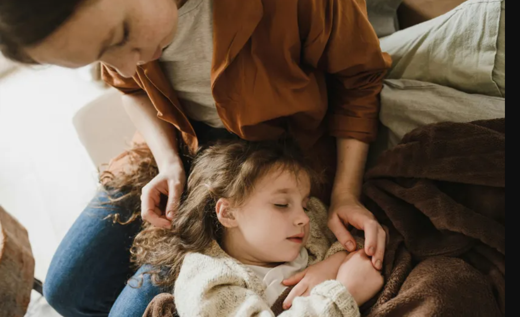 Прекрасно старинско име за девојчиња кое носи среќа: Еве зошто повторно е хит кај родителите