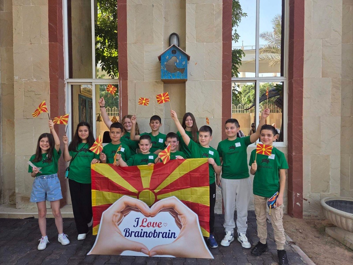 Македонски генијалци триумфираа на меѓународен натпревар: Освија 5 златни медали и добија највисока награда во Дубаи