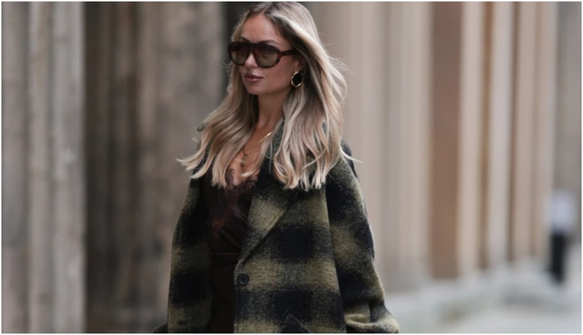 Маслинесто зелената се враќа посилна од кога било: комбинации со најжешката боја на сезоната