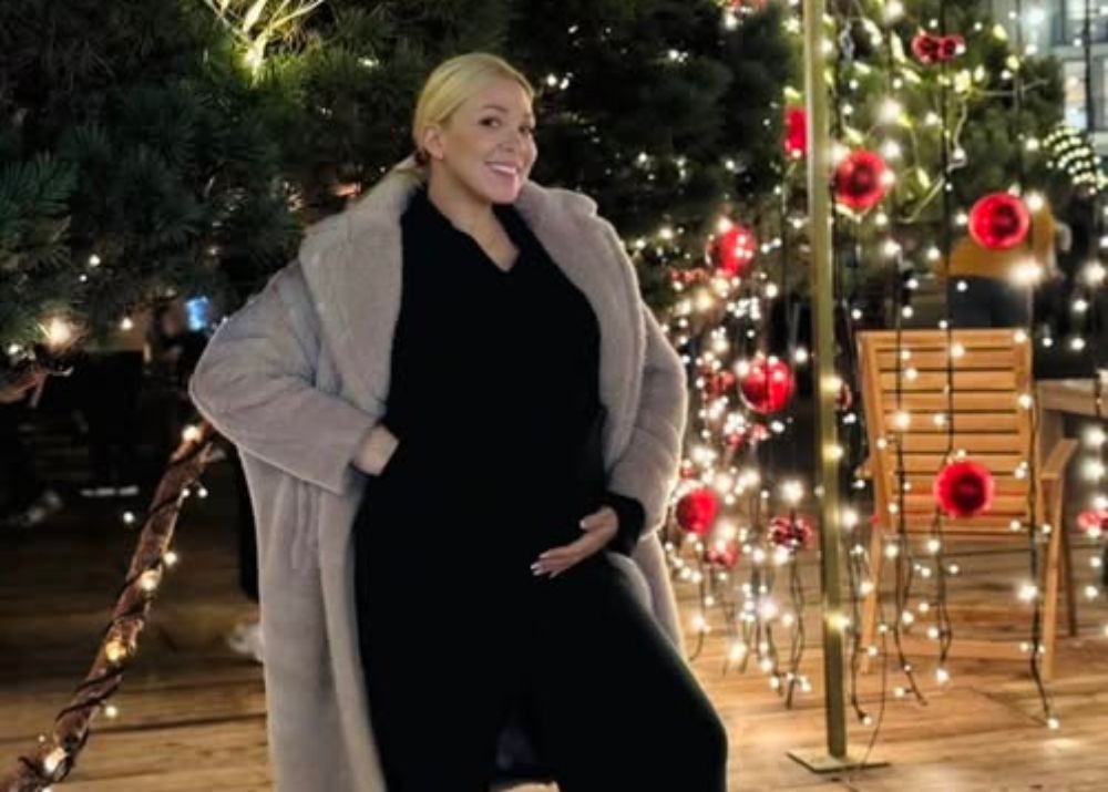 Активна трудница: Додека јавноста шпекулира кој е таткото, Милица Тодоровиќ ужива во својата бременост