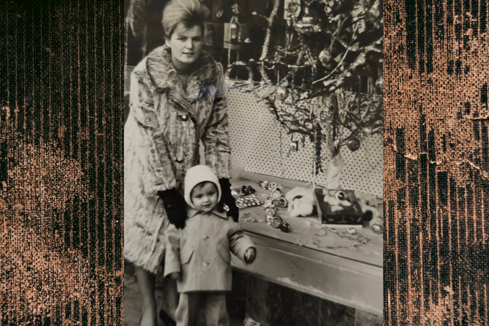 Ретро момент од Скопје: Ќе го препознаете ли македонскиот актер на оваа црно - бело фотографија?