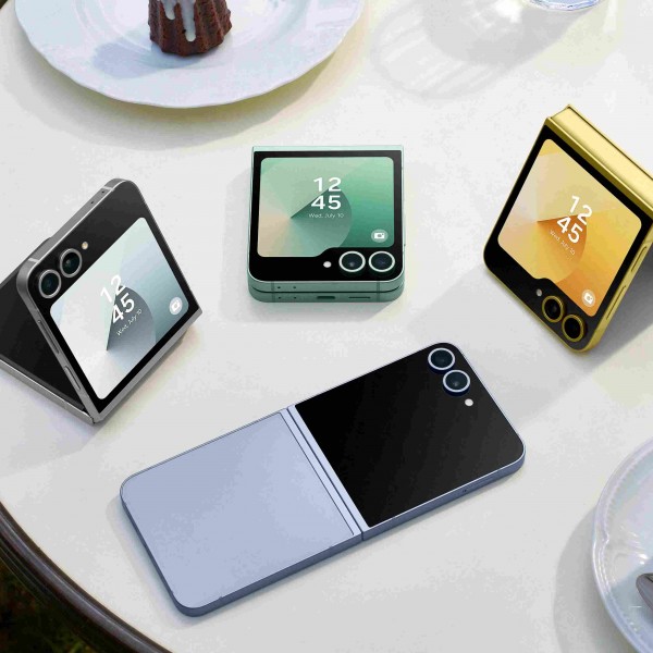 Galaxy Z Flip6: Вашиот стилски моден додаток