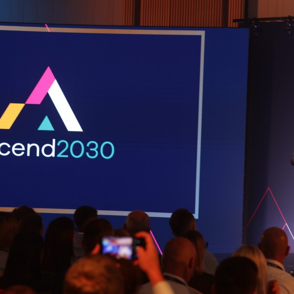 ASCEND 2030: ГРУПАЦИЈАТА NELT ЗАПОЧНУВА НОВ ПЕТГОДИШЕН СТРАТЕШКИ ЦИКЛУС