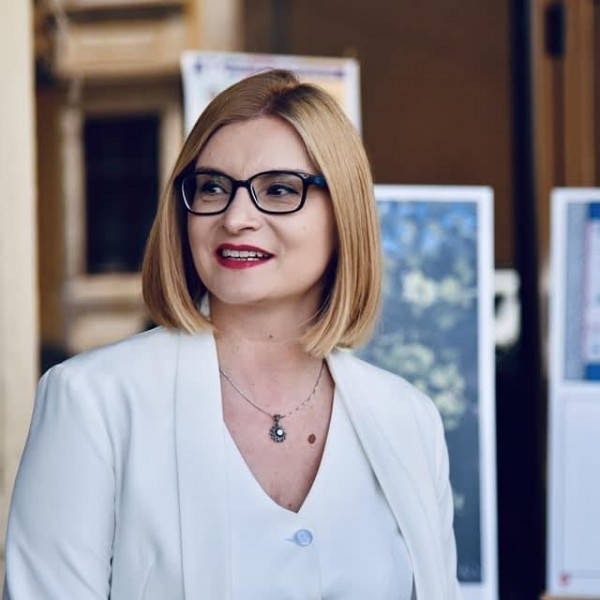 Уште една жена: Габриела Илиевска ќе се кандидира за градоначалничка на Битола како независна кандидатка