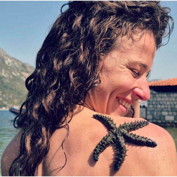 Ана и морето во хармонија: Уловот од летото на Ана Стојановска