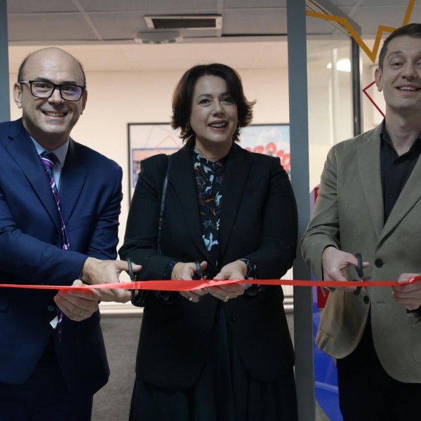 Официјално се отворени вратите на ProLab - новата креативна лабораторија на Економскиот факултет – Скопје при УКИМ, поддржана од ПроКредит Банка