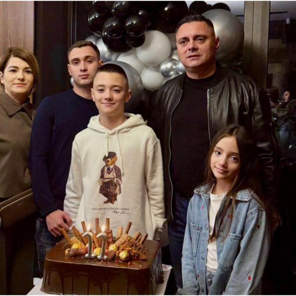 Двоен повод за славење во семејството на Митко Јанчев