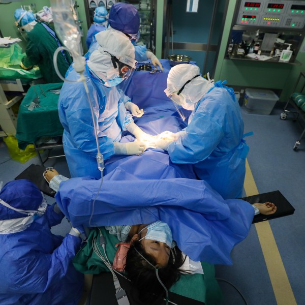 „Еднаш присуствував на породување и одлучив дека нема да имаме веќе деца“: Хрват уринирал во гаќи од шок за време на породувањето на неговата сопруга