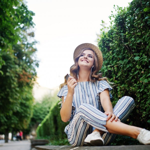 Викенд хороскоп 15-16 ноември: Среќни денови за неколку знаци