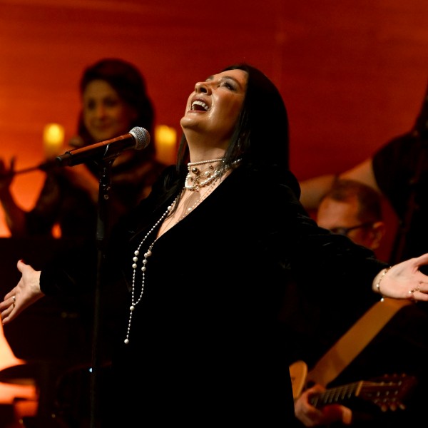 Концерт на Калиопи во Македонска филхармонија: Бевме сведоци на лекција по живот, љубов и музика