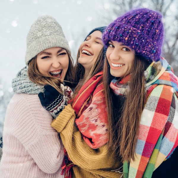 Тие се сонце и во најмрачните денови: Ако ги имате овие хороскопски знаци покрај себе – среќни сте