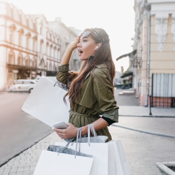 Одличен празничен петок за овие знаци: Дневен хороскоп за 21 ноември