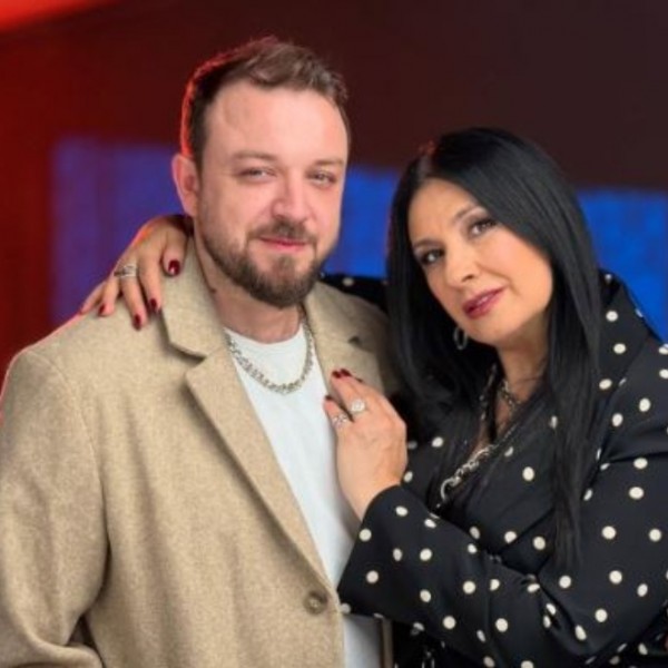 Обележаа цела една музичка ера, секој на свој начин, а сплотени посилни од кога било: Слаткар и Калиопи најавија нешто големо