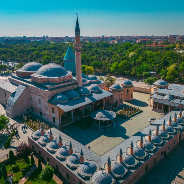 Прославата „Свадбена ноќ“ на духовниот учител Руми ќе привлече десетици илјади посетители во Коња во Туркије