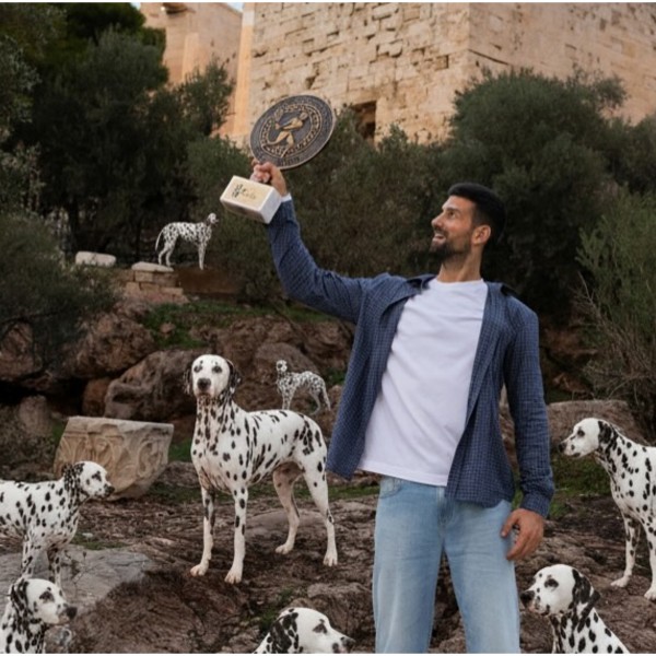 Новак Ѓоковиќ со една од најубавите жени во светот која ја избра за своја идеална партнерка на теренот  (ФОТО)