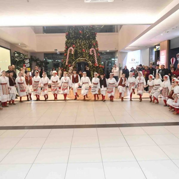 Дијалог меѓу традицијата и современоста во Скопје Cити Mол