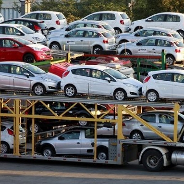 Еве каде да ги најдете најдобрите половни автомобили во Европа: Возачите возат помалку километри и ги чуваат подолго